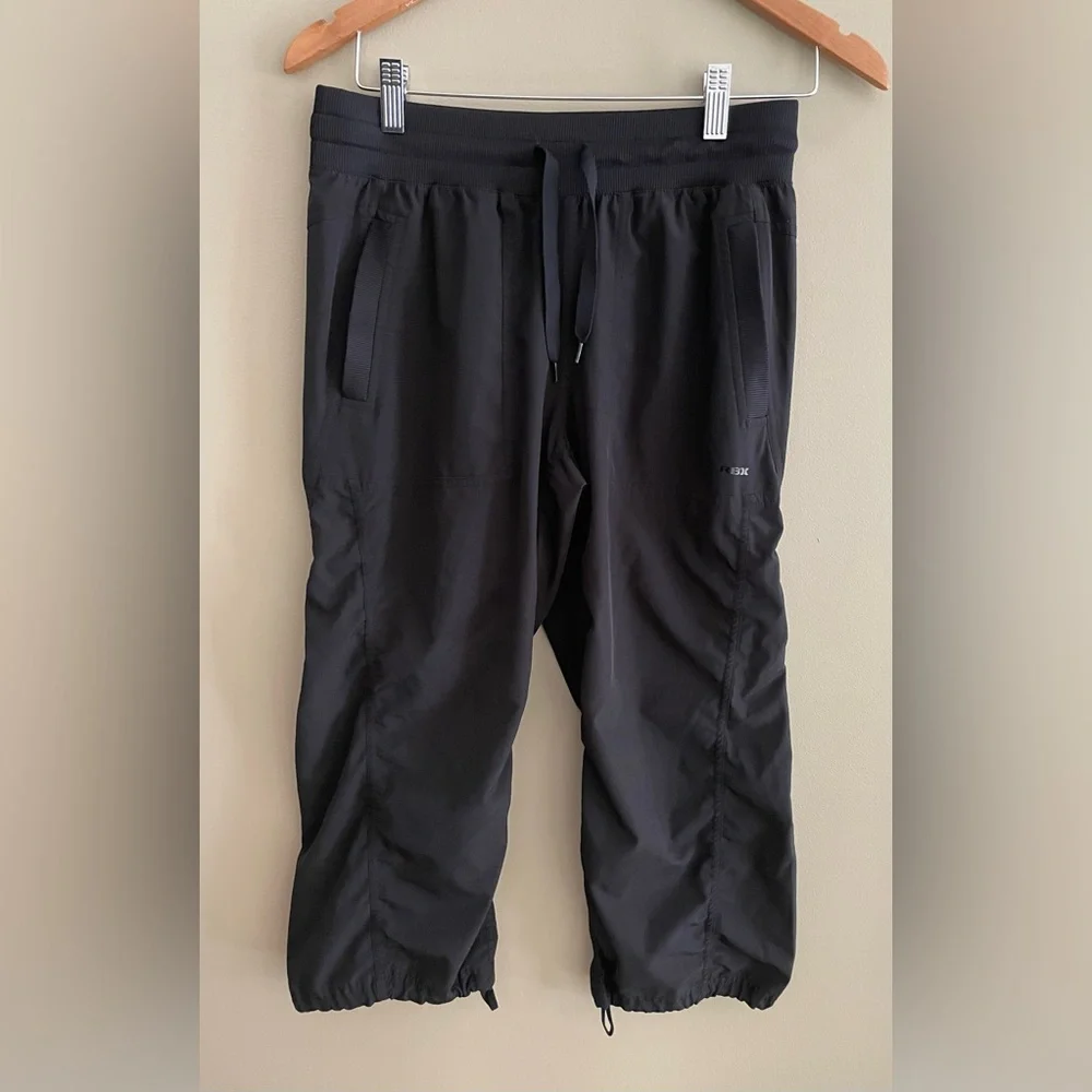 RBX: Black Athletic Capri Pants
